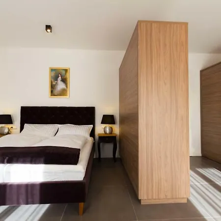 Sissi & Franz מראנו